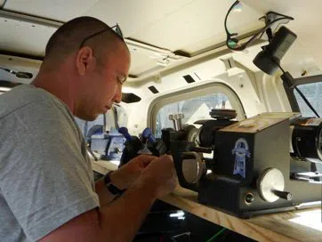 Super Locksmith Service New York, NY 212-271-8124 - 24-hr-mobile-locksmith