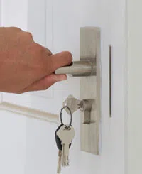 Super Locksmith Service New York, NY 212-271-8124 - re-key-locks